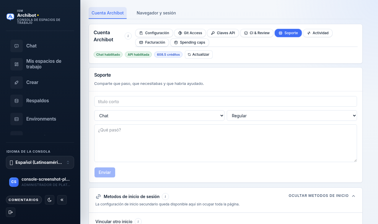 Tarjeta de Soporte de Console Settings con un campo de título corto, selectores de categoría y severidad, un cuadro de descripción y un botón Enviar.